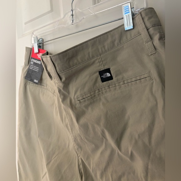NWT The North Face Sprag Shorts, Standard Fit, Beige, 36 - Picture 7 of 12